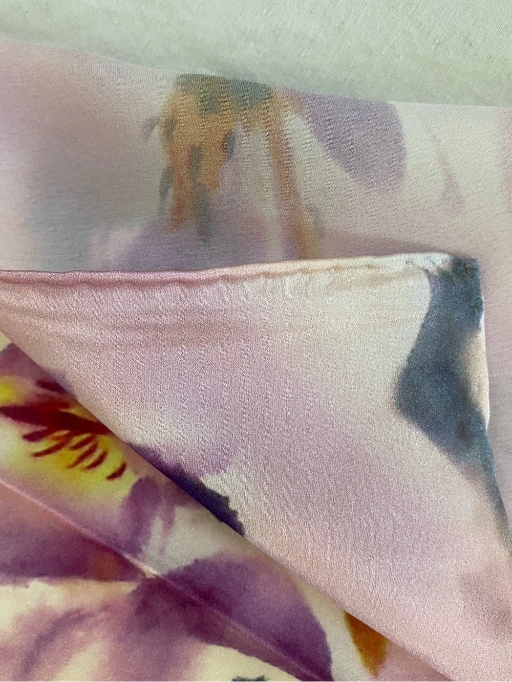 Handmade 100% Silk Lavender Floral Wrap Scarf Top